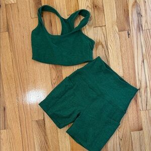 Beyond Yoga Forest Green High-Waist Bike Shorts & Sports Bra Set